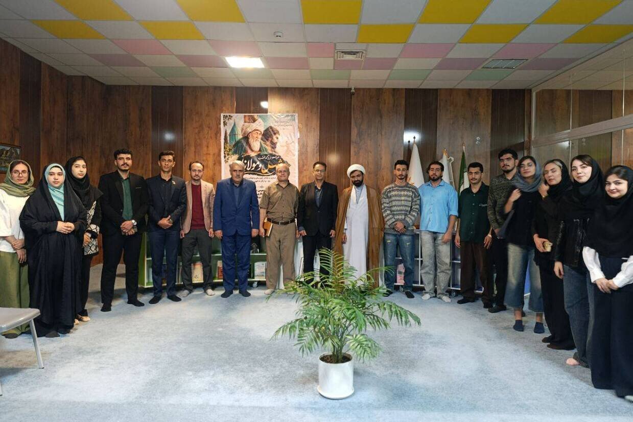 مولاناخوانی در کتابخانه مرکزی اسفراین؛ از «نی‌نامه» تا غزل‌های دیوان شمس