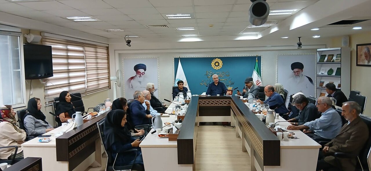 شعر، زبان مشترک فرهنگ‌ها برای کشف جهان‌های تازه ادبی