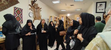نمایشگاه کسب و کارهای خانگی بانوان کارآفرین در کتابخانه عمومی شهدای کیگا