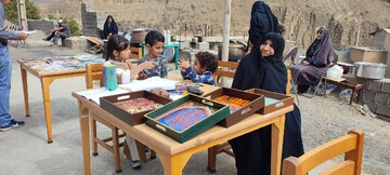 نمایشگاه کسب و کارهای خانگی بانوان کارآفرین در کتابخانه عمومی شهدای کیگا