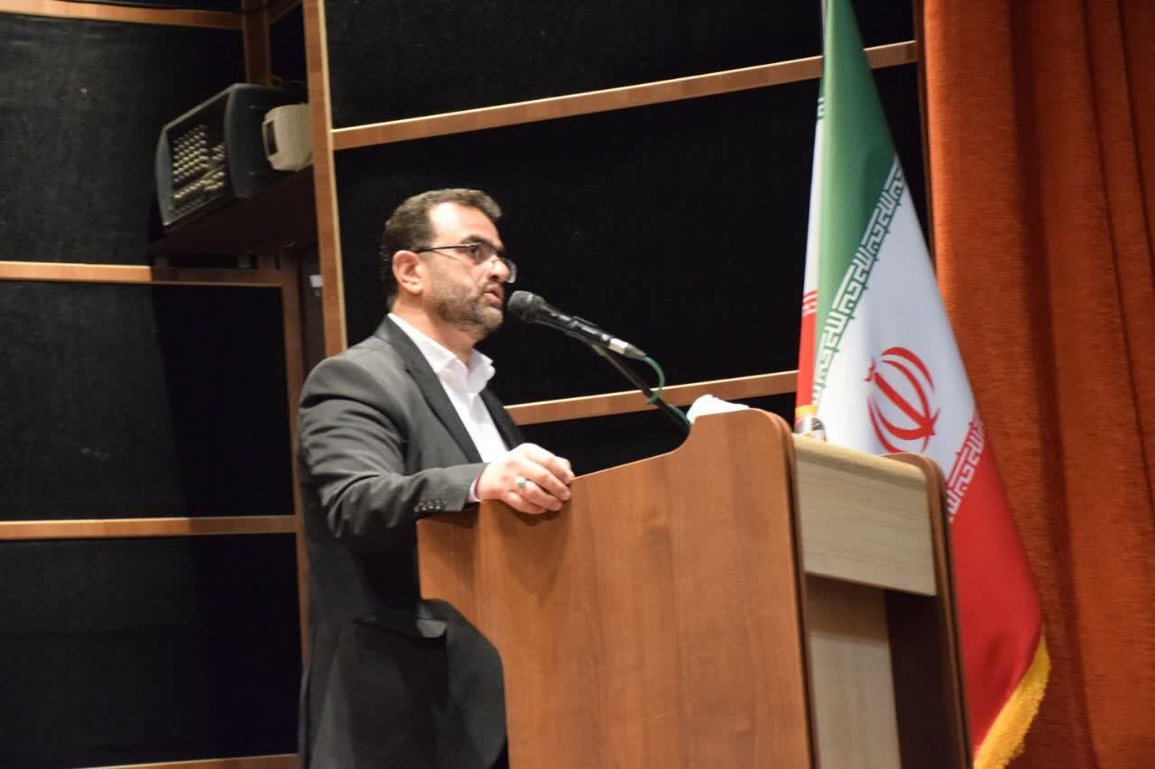 رونمایی از کتاب «اذان» با حضور مسئولین در دماوند