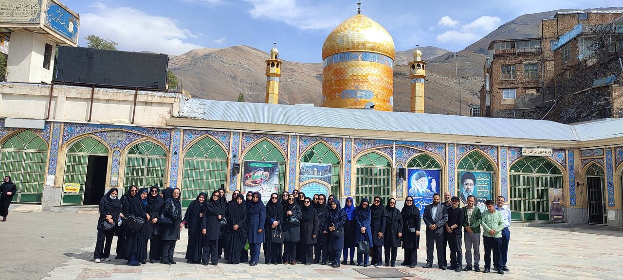 نمایشگاه کسب و کارهای خانگی در کتابخانه عمومی شهدای کیگا