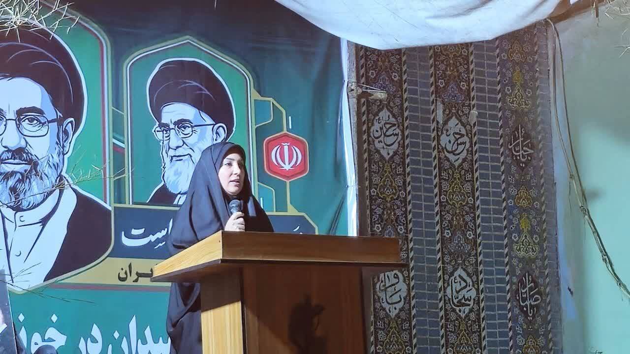 فلاح کردآبادی در اجتماع شبانه مردمی سوادکوه شمالی سخنرانی کرد