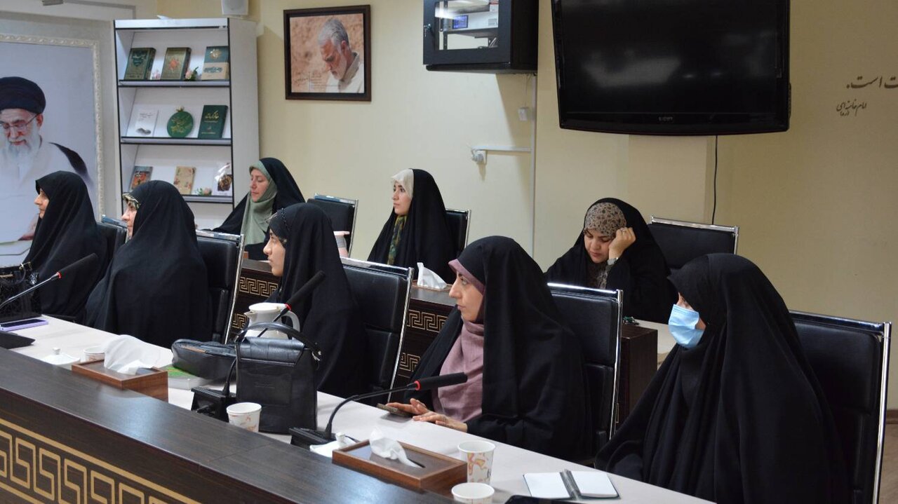 از محفل ادبی تا پیک کتاب؛ روایت تازه کتابخانههای کرمانشاه