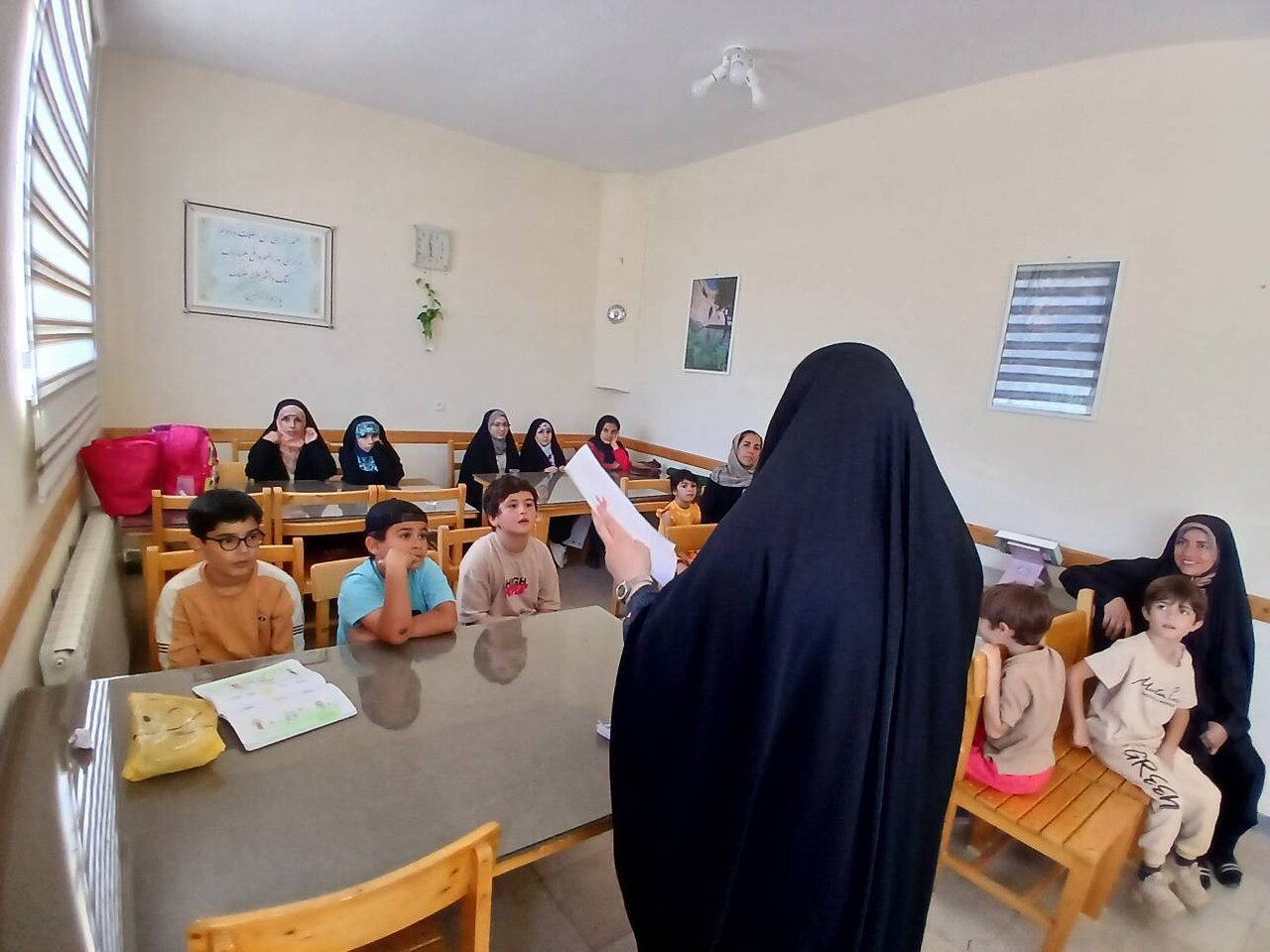 کارگاه آموزشی «من یک فرزند خوبم» در کتابخانه آیتالله حاج شیخ عبدالنبی کجوری شهر پول