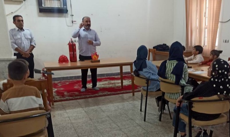آموزش اصول ایمنی به کودکان و نوجوانان در کارگاه «قهرمان شهر من»