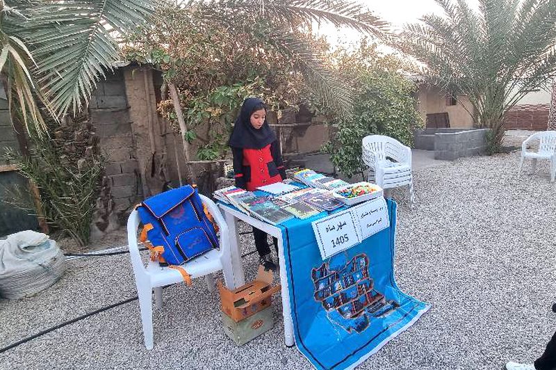 «کولهکتاب» به دیدار دانشآموزان روستای جاشک رفت