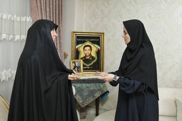 دیدار دبیرکل نهاد با خانواده شهید جواد افشاری