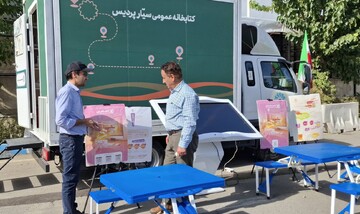 تبلیغات اهدانش در نمایشگاه