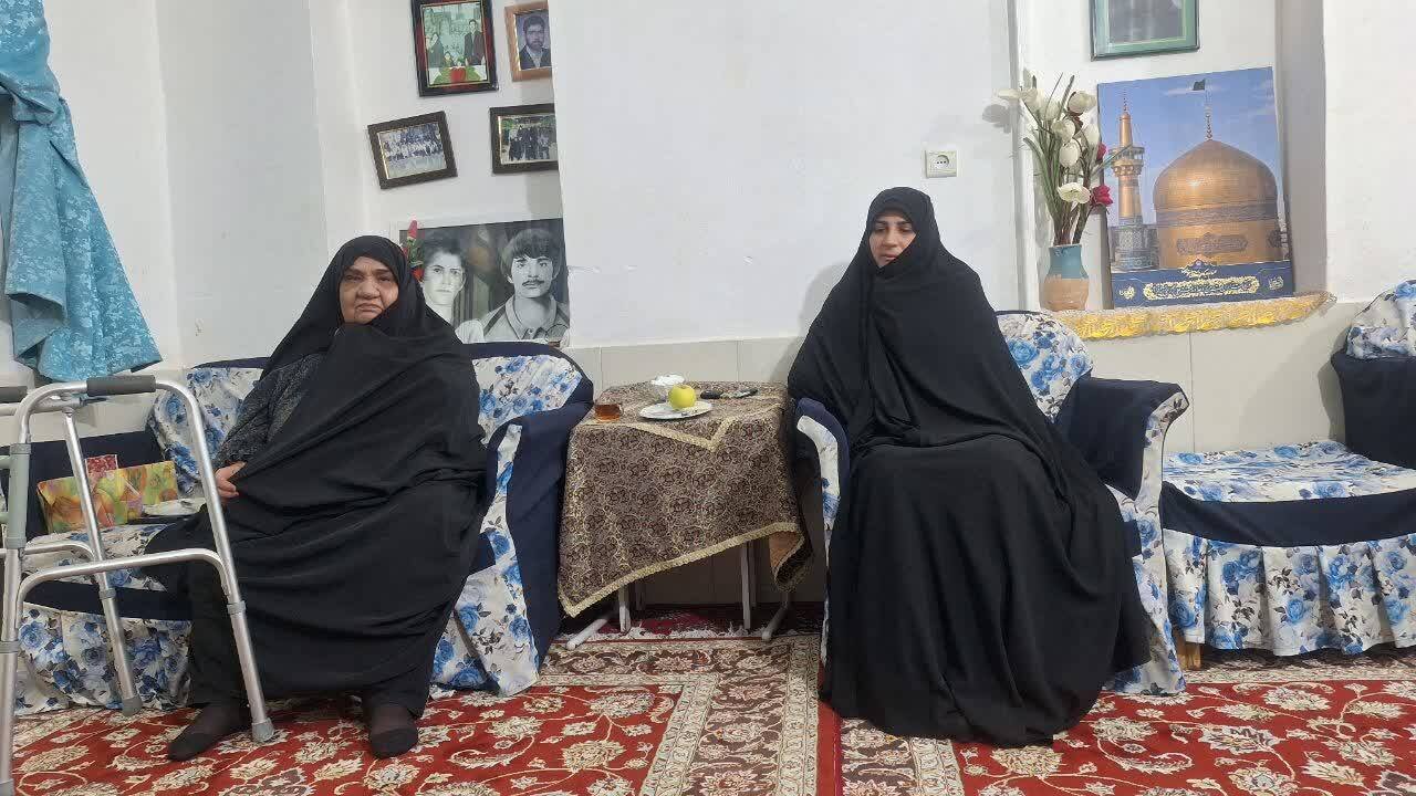دیدار بانوان کتابخوان مروست با مادر شهید