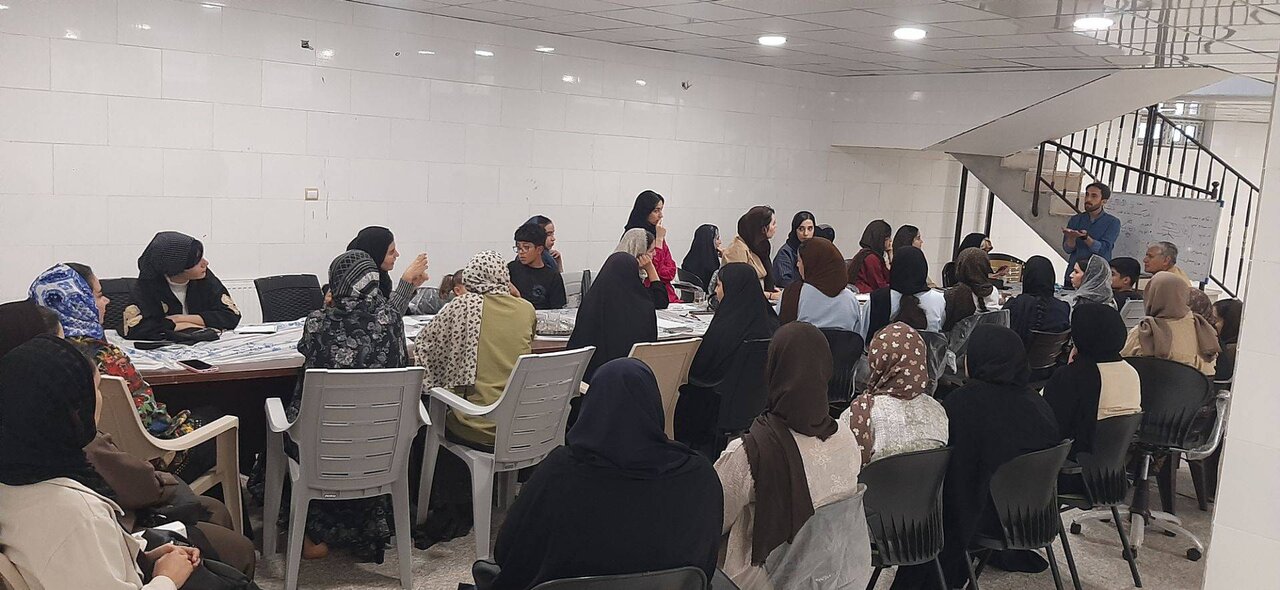 کارگاه آموزشی «الفبای رسانه» در روستای ارکان بجنورد برگزار شد