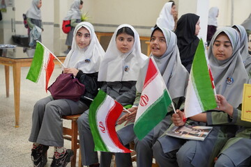 یادمان دانش‌آموز شهید مه‌یاس سادات حسینی
