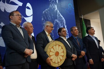 آیین بزرگداشت شاعر وارسته کمال‌الدین محمد وحشی بافقی درکتابخانه مرکزی یزد برگزار شد