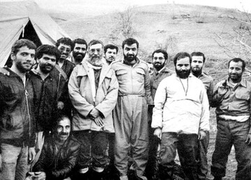 مروری بر برنامه‌های فرهنگی اداره‌کل کتابخانه‌های عمومی استان قم در هفته دفاع مقدس