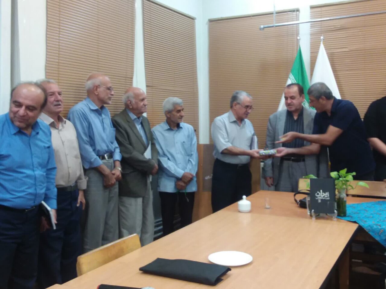 کتاب «ایران بین دو انقلاب» بررسی شد