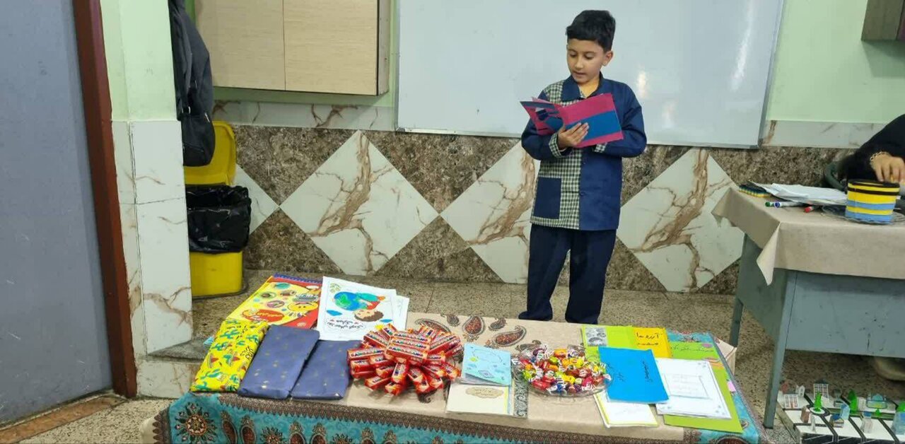 «دنیای رنگی کودکی»؛ جشن کتاب، قصه و خلاقیت در ساری برگزار شد
