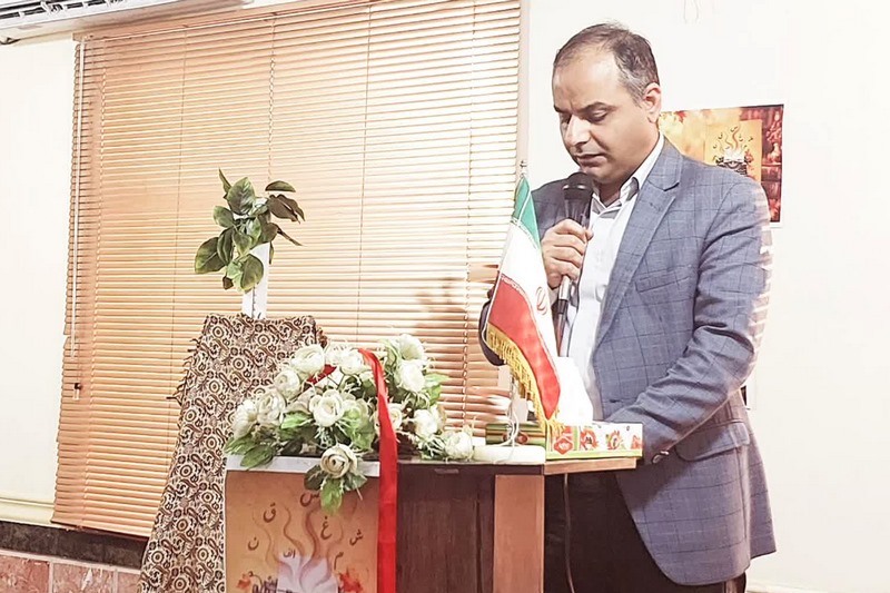 «خطوطی روی برگها»؛ نخستین کتاب نویسنده نوجوان در برازجان رونمایی شد