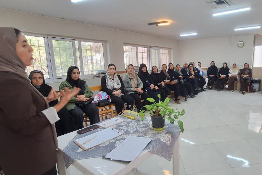 کارگاه «مهار استرس» در کتابخانه اشراق دلیجان برگزار شد