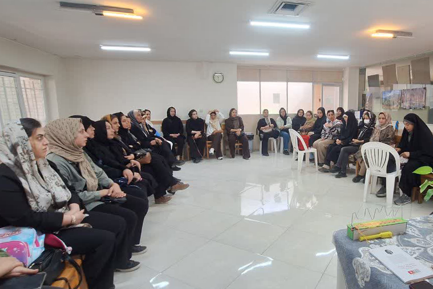 کارگاه «مهار استرس» در کتابخانه اشراق دلیجان برگزار شد