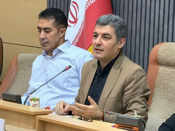 تجلیل از برگزیدگان مسابقه کتابخوانی کودک و نوجوان در مریوان