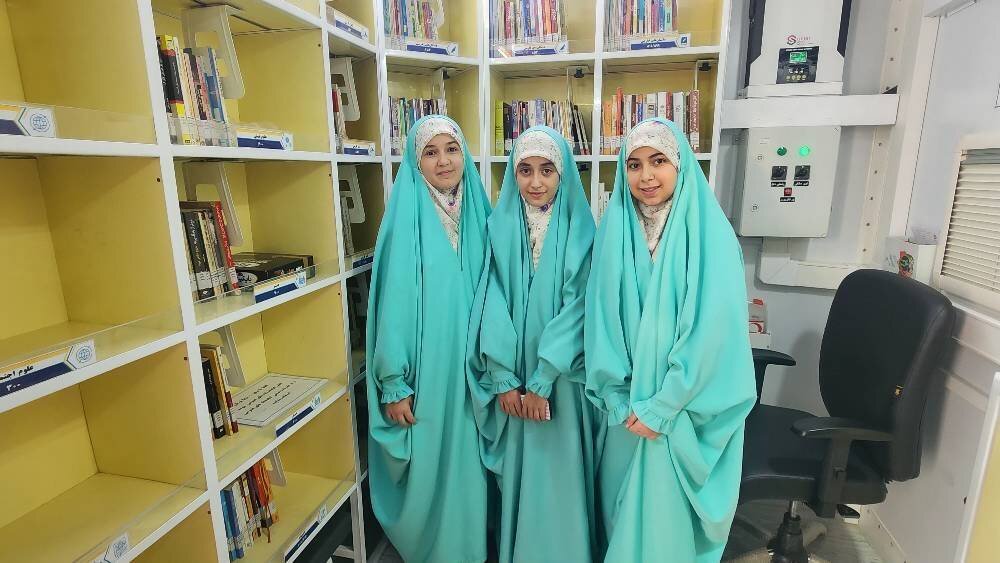 حضور کتابخانه سیار استان قزوین در جشن بزرگ کودکان «هفتسنگ»