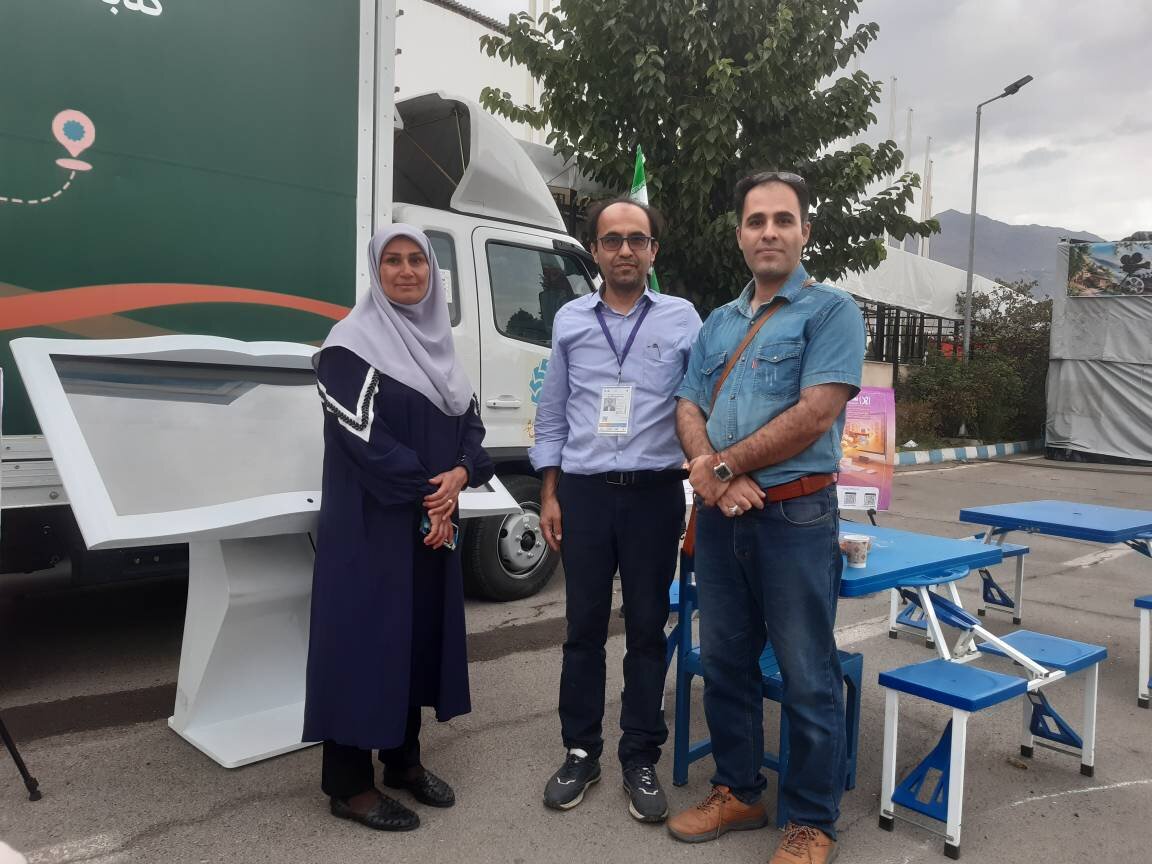 روایتی از اجرای برنامههای فرهنگی در ششمین نمایشگاه توانمندیهای روستایی و عشایری