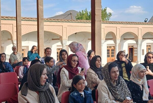 تکمیل چرخه برنامه‌های تابستان کتابخانه شهدای چالشتر با رویدادی حماسی در فضای تاریخی