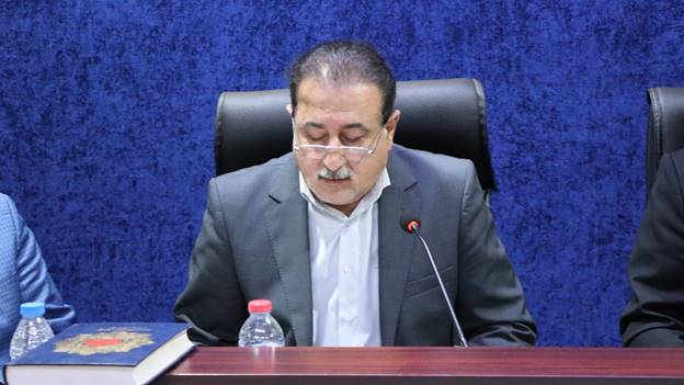 واکاوی ابعاد هویتی، ادبی و هرمنوتیک شعر حافظ در اهواز