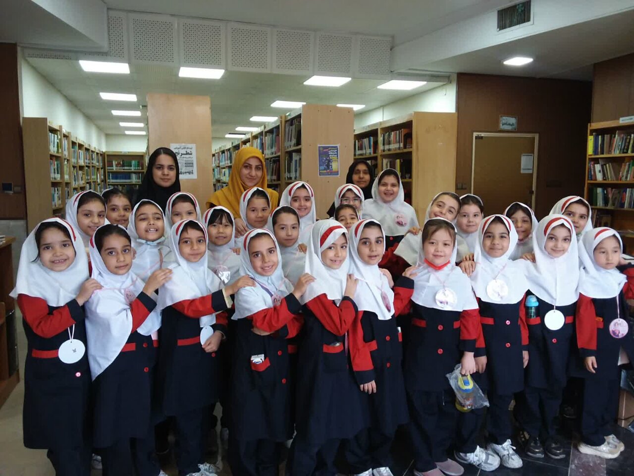 گرامیداشت هفته ملی کودک با محوریت کتاب، بازی و آموزش در کتابخانه‌ها