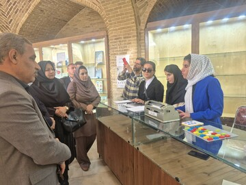 مراسم گرامیداشت روز جهانی عصای سفید در سنندج برگزار شد