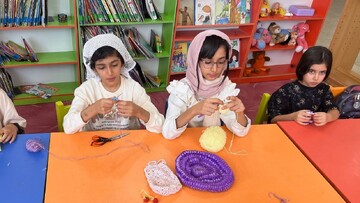 کارگاه آموزش بافتنی
