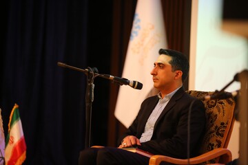 برگزاری ویژه برنامه «سخن عشق» در کتابخانه شهید آیت الله خامنه ای استان قم