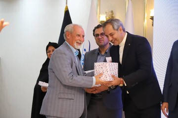 حافظ