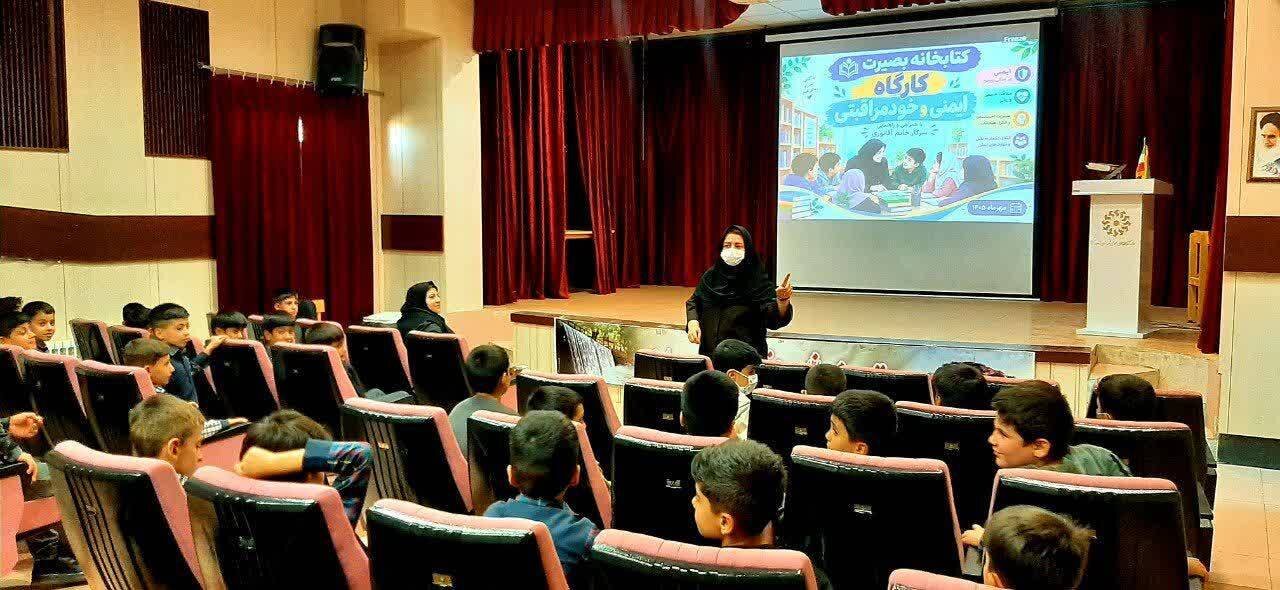 کارگاه «ایمنی و خودمراقبتی» ویژه کودکان با محوریت پدافند غیرعامل در نهاوند