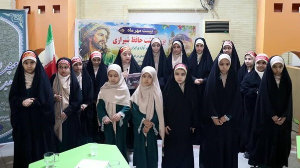 صد و پانزدهمین نشست محفل ادبی «دعبل خزاعی» با محوریت بزرگداشت حافظ برگزار شد
