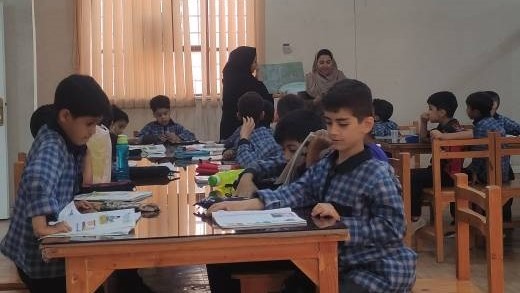 تجسم درس «کتابخانه ما» در کتابخانه عمومی شهدای ملاثانی با حضور دانش‌آموزان پایه دوم