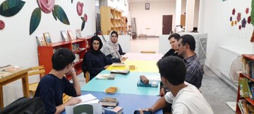 «پاتوق گفت‌وگو»؛ فرصتی برای نقد و بررسی کتاب در کتابخانه دیدار تفت