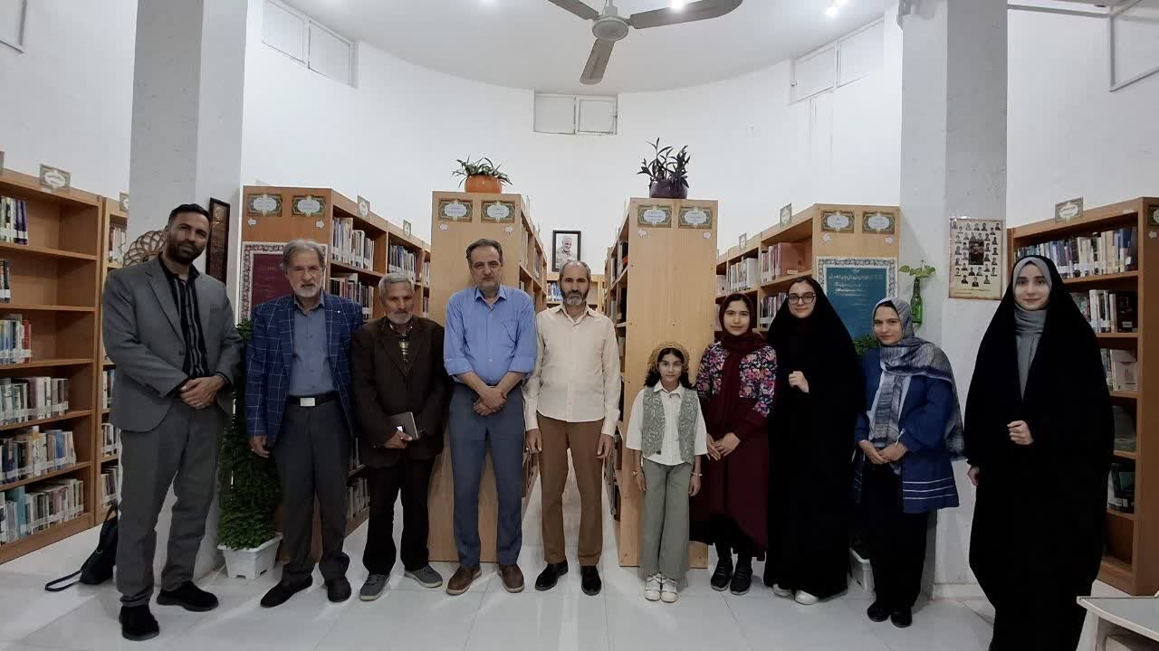 برگزاری محفل ادبی بزرگداشت حافظ در کتابخانه عمومی شهید مرتضی آوینی سجزی شهرستان کوهپایه