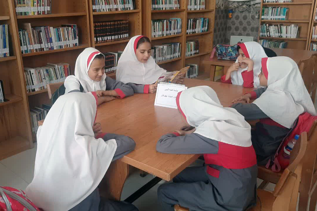 کتابخانه‌های عمومی استان مرکزی، میزبان کودکان و نوجوانان شدند
