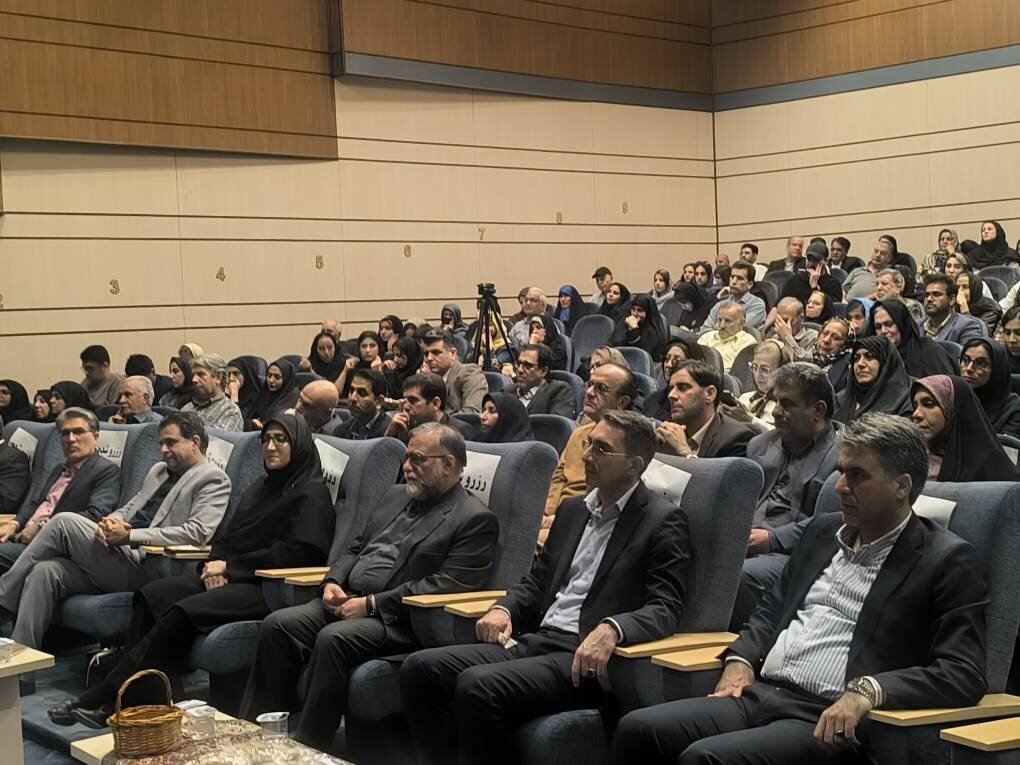 برگزاری مراسم بزرگداشت حافظ شیرازی در سالن حوزه هنری لرستان