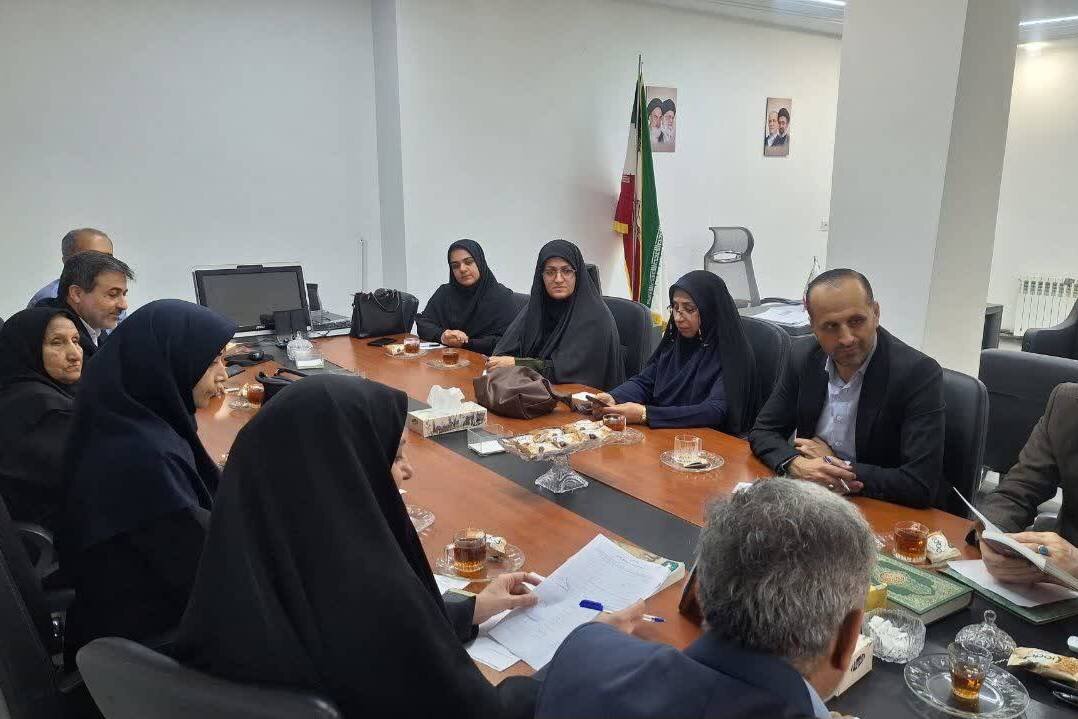 برنامه‌های مشترک کتابخانه‌ها و دستگاه‌های فرهنگی بندر گز برای هفته کودک بررسی شد