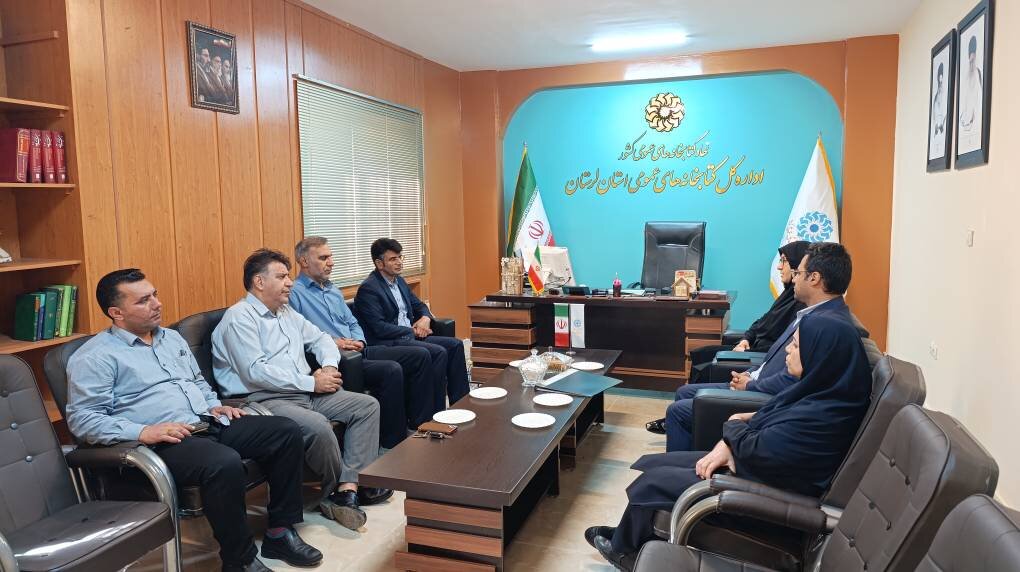جلسه هماهنگی بررسی سهم نیمدرصد شهرداریها و توسعه کتابخانههای لرستان