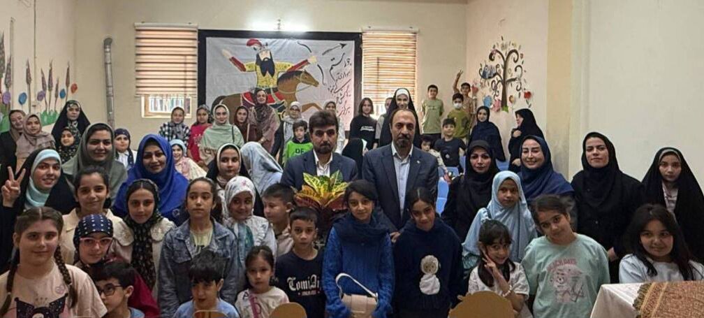 دورهمی شاعرانه با مرتضی اسدالهی، نویسنده و شاعر کودک