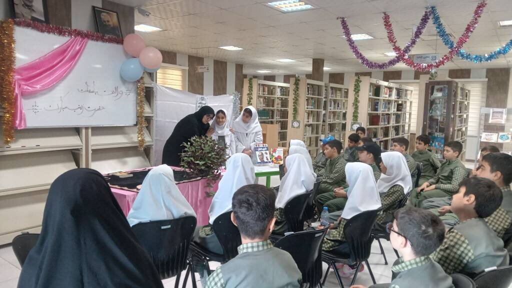 جشن فرهنگی-آموزشی ولادت حضرت زینب کبری (س) در کتابخانه نیکنامده