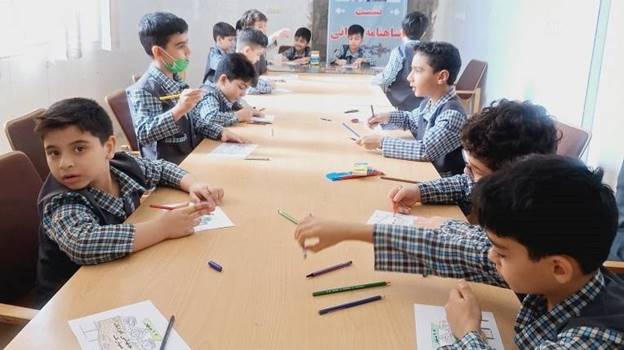 کتابخانه عمومی آیتالله قاضی دزفول میزبان دانشآموزان مدرسه پسرانه نمونه شد