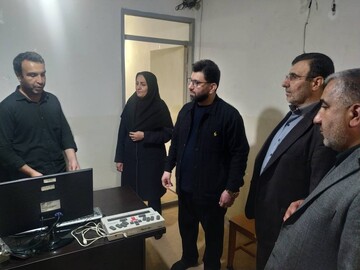 بازدید رئیس و اعضای شورای شهر بهشهر از بخش نابینایان کتابخانه شهید هاشمی‌نژاد
