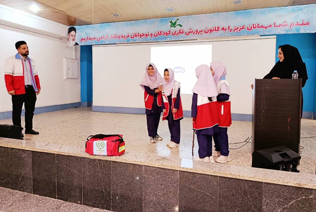 جشن دو روزه هفته ملی کودک با اجرای برنامه‌های فرهنگی و آموزشی در فریدونکنار برگزار شد