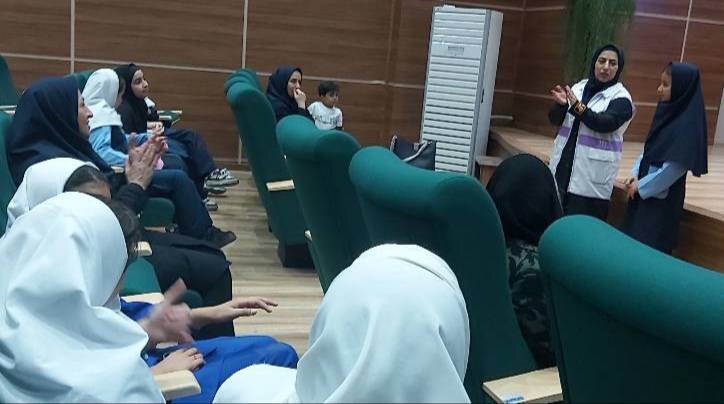 «لذت دانایی با کتاب تماشایی» با محوریت کتاب و فیلم «ماتیلدا» در شیرگاه برگزار شد