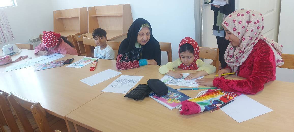 کارگاههای «مادر، کودک، کتاب» با عنوان «فرشتگان فرشته میآفرینند» در مازندران برگزار شد