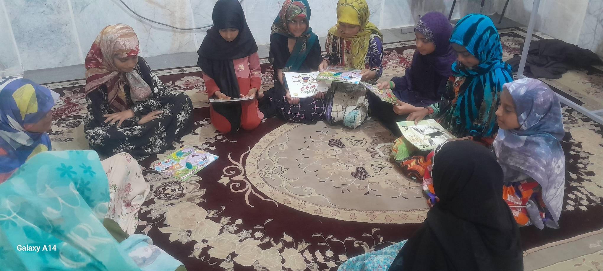 از قصهگویی «من هلن کلر هستم» در حاجی آباد تا محفل قرآنی بشاگرد